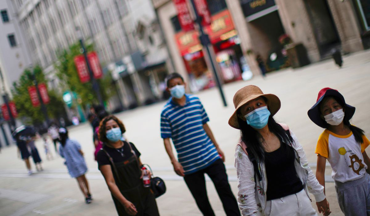 Chinese city imposes travel curbs, closes public venues in new COVID-19 outbreak